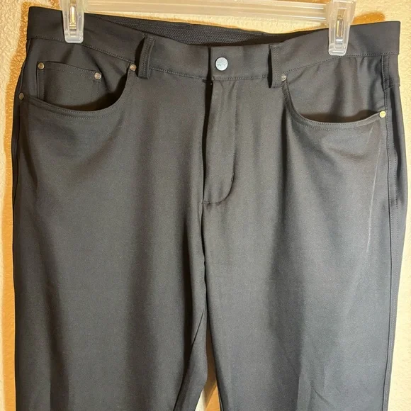 Greg Normans Black Golf Pants
34x30 - Picture 1 of 6